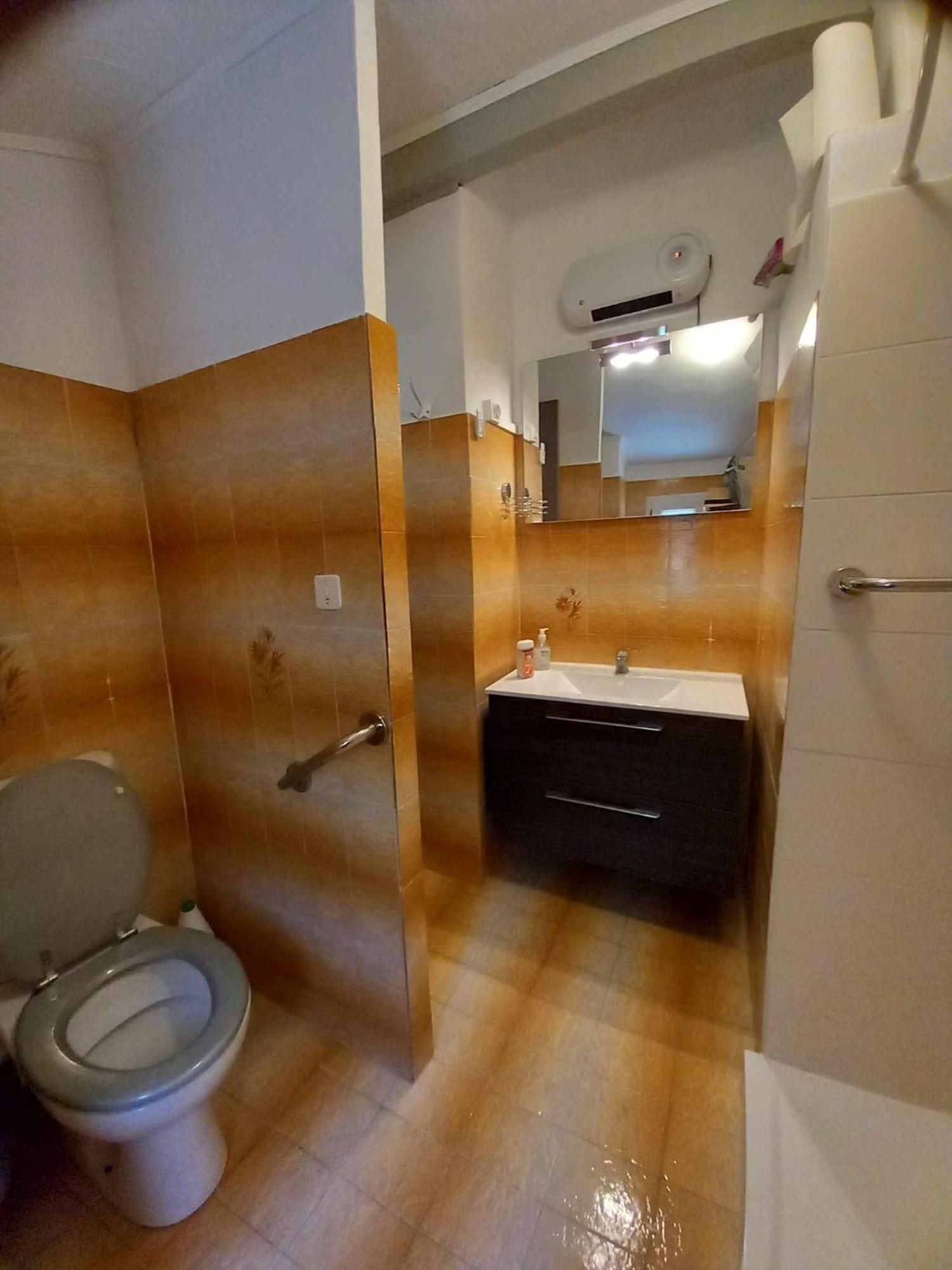 Chambre D Hote Les Heures Claires Istres Luaran gambar